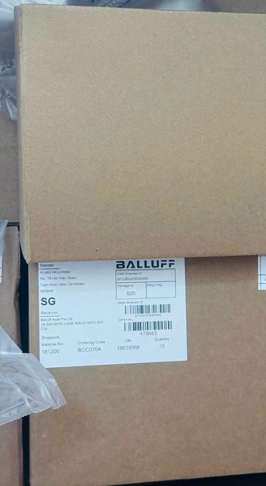 Balluff BNI007C (BNI EIP -508-105-Z015-C06) Balluff BAM00CH (BES 12.0-KB-5-F)