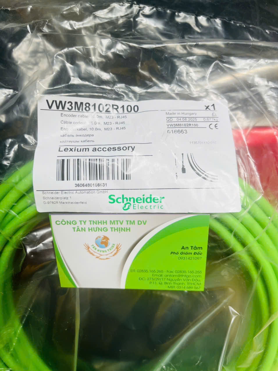 SCHNEIDER CABLE VW3M8102R100