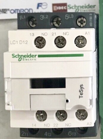 SCHNEIDER LC1D12M7