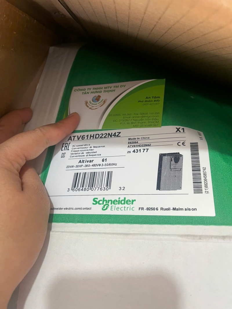 SCHNEIDER MANUAL ATV61HD22N4Z